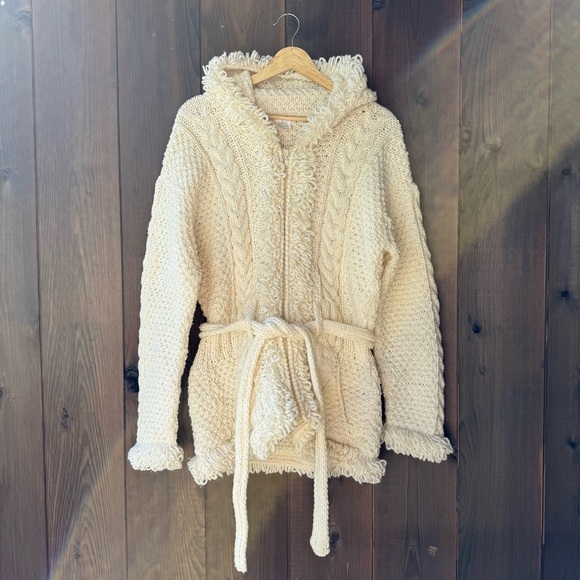 100% WOOL CHUNKY KNIT HOODED CARDIGAN - Picture 2 of 4